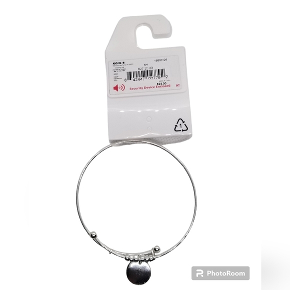 NINE WEST NWT SILVERTONED CHARM BANGLE BRACELET - Picture 5 of 6